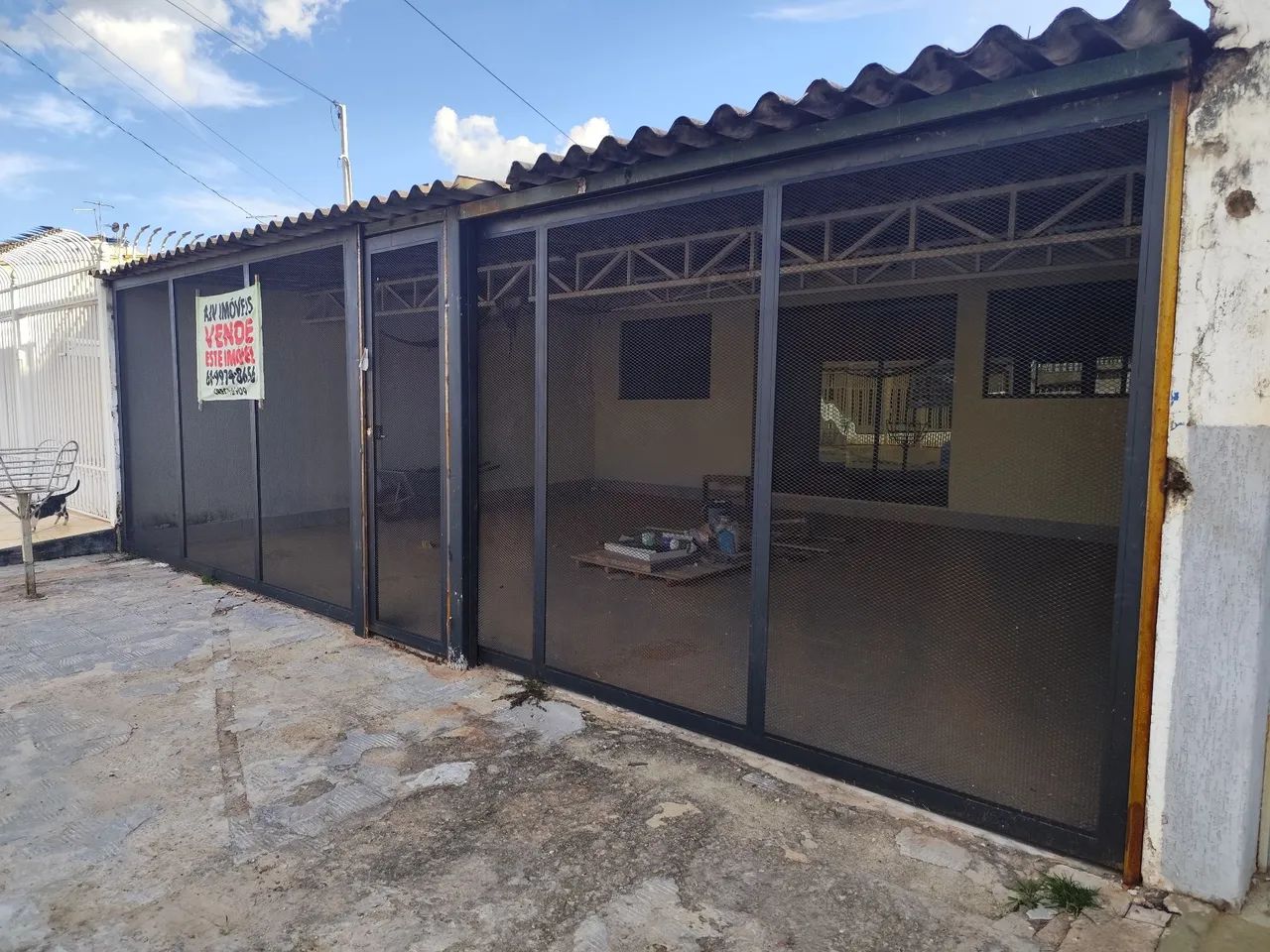 Vendo QNO 04 3qtos com suite 