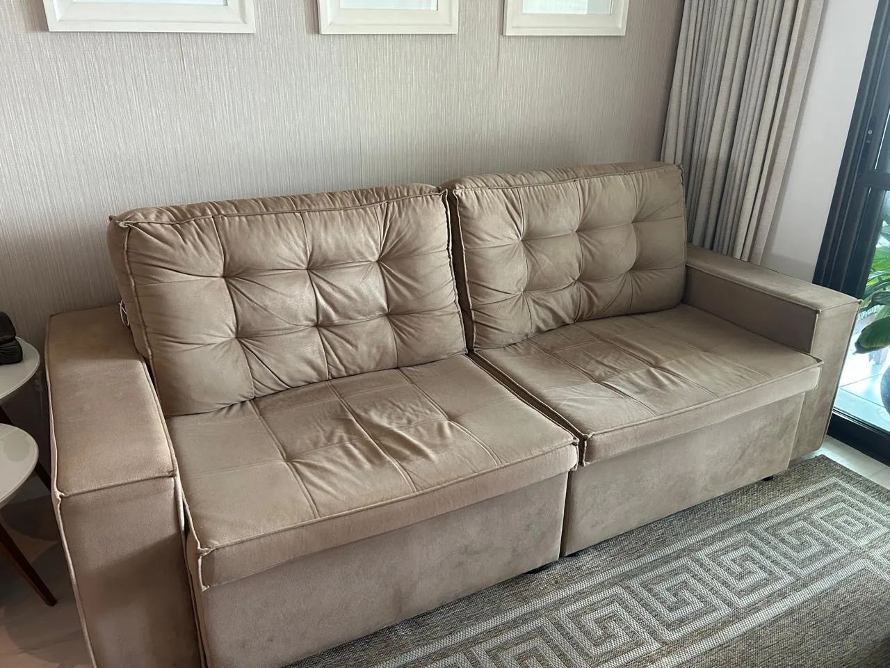 Lindo Sofá retrátil três lugares  - Foto 4