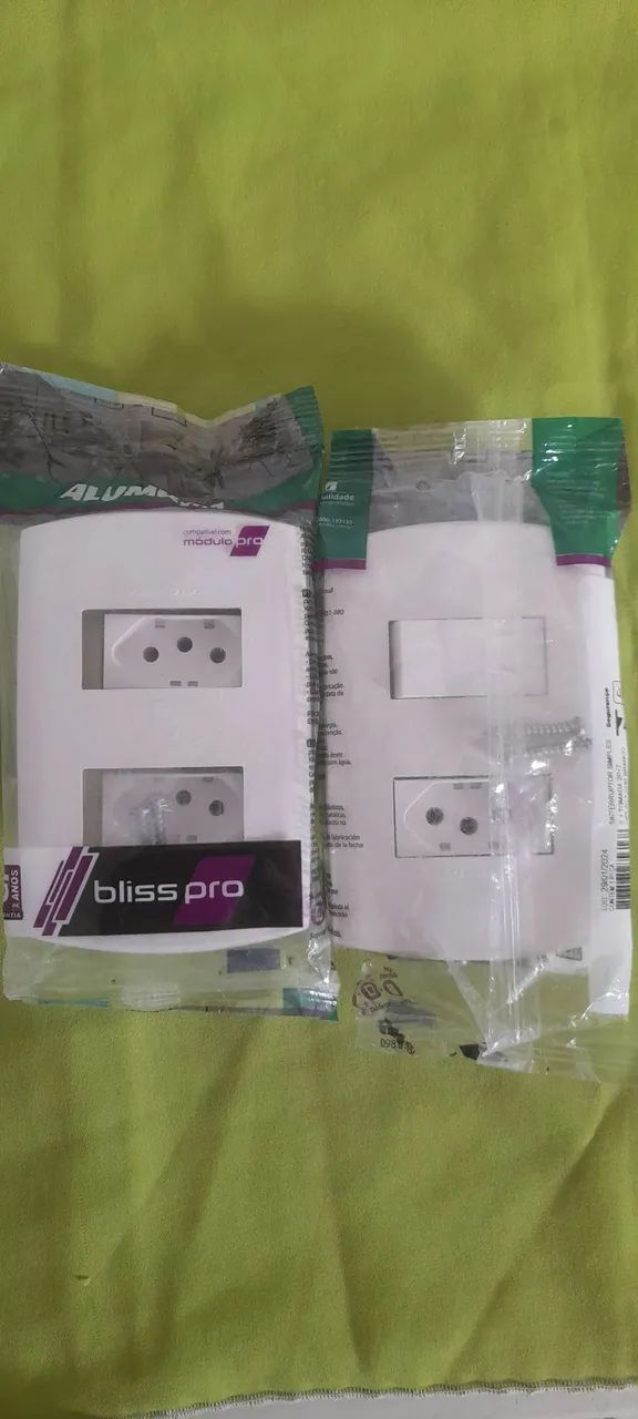 2 TOMADAS/INTERRUPTORES SIMPLES/TOMADA COAXIAL PARA FIOS/SENSOR DE SENSOR de PRESENÇA!