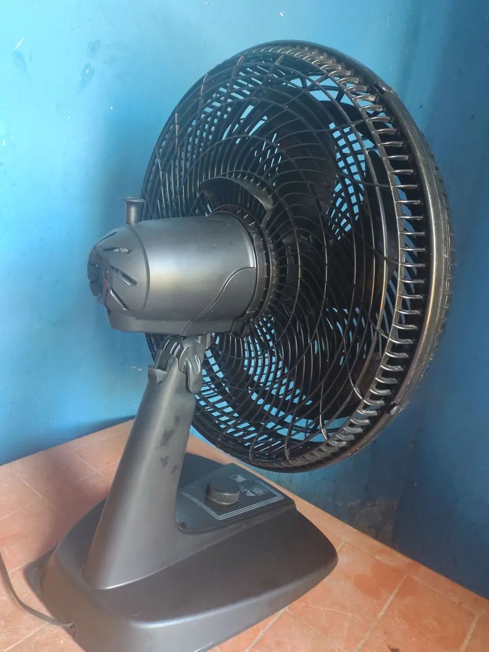 Ventilador de mesa Arno- 40cm - Foto 2