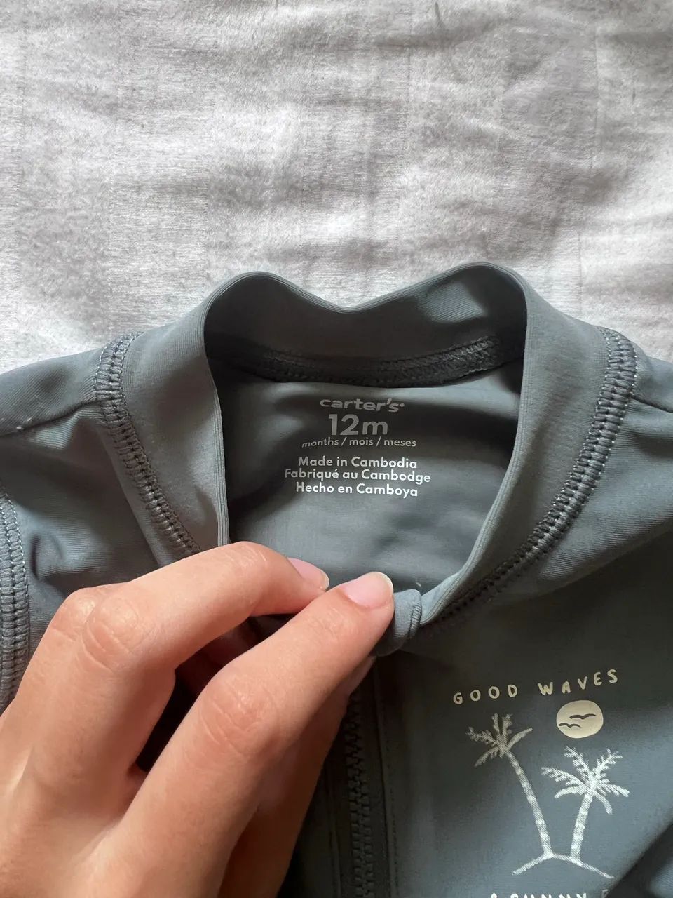 Blusa UV Carter?s 12m