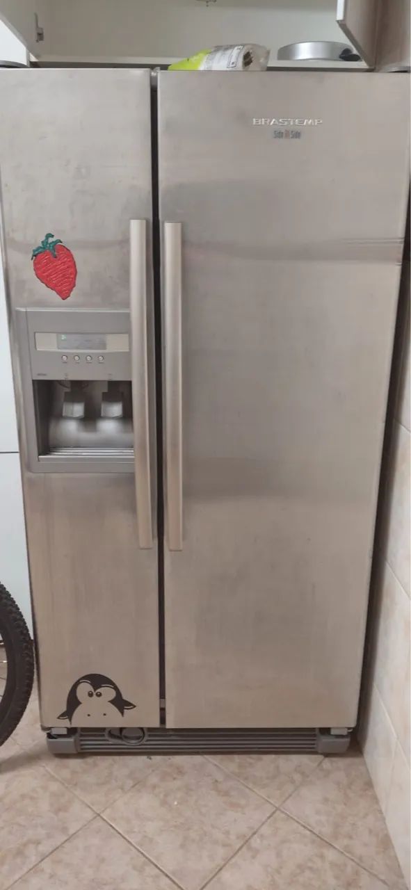 Geladeira side by side Brastemp 