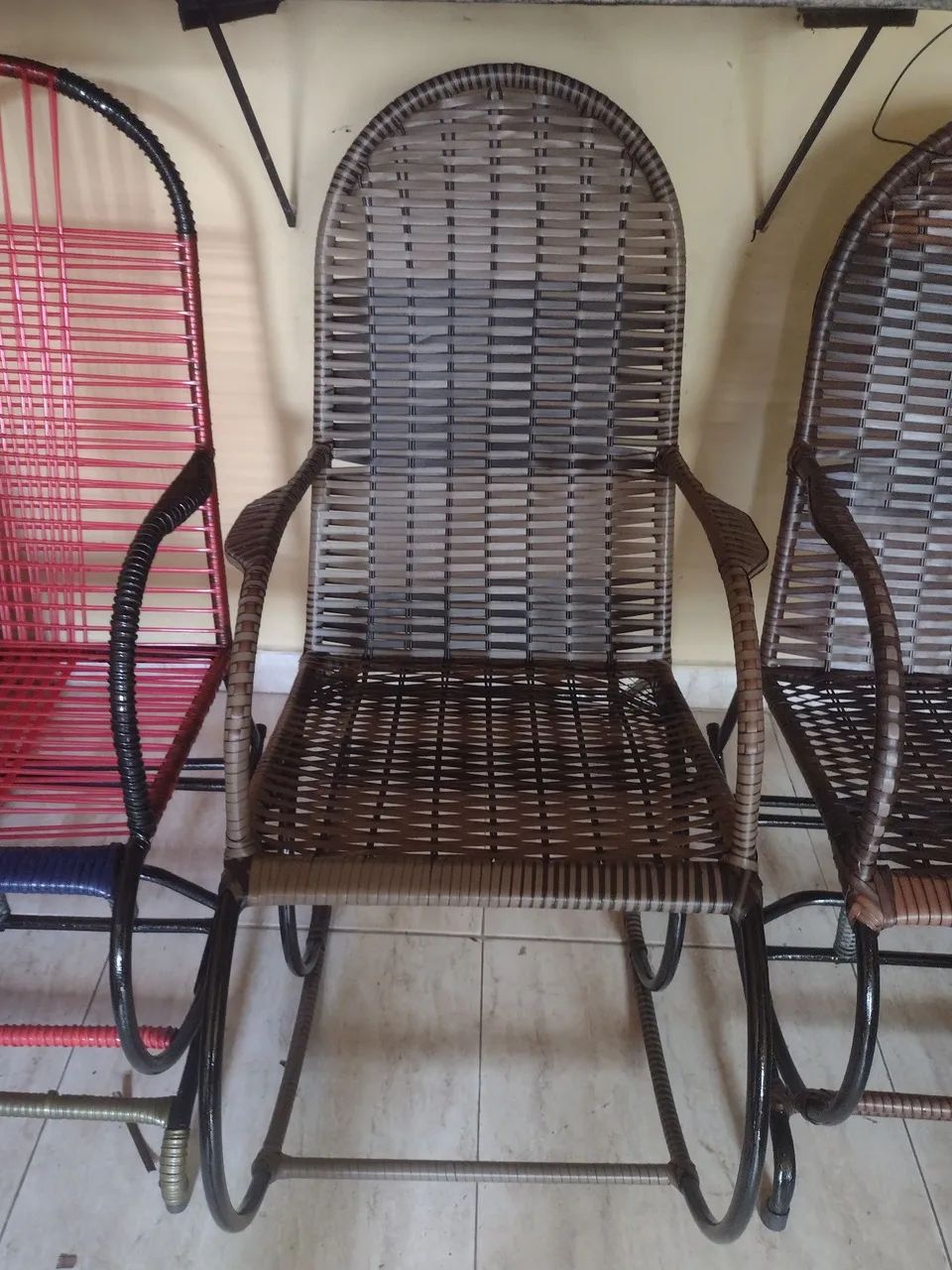 Cadeiras reformada de balanço  - Foto 2