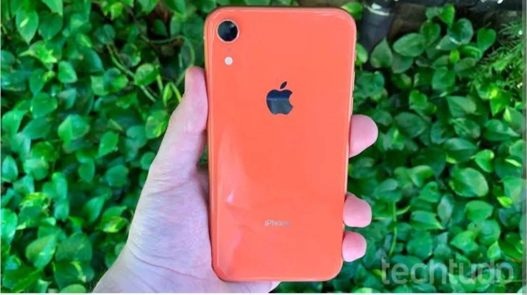 Iphone XR 64gb laranja, bateria 80% de saúde - Celulares e