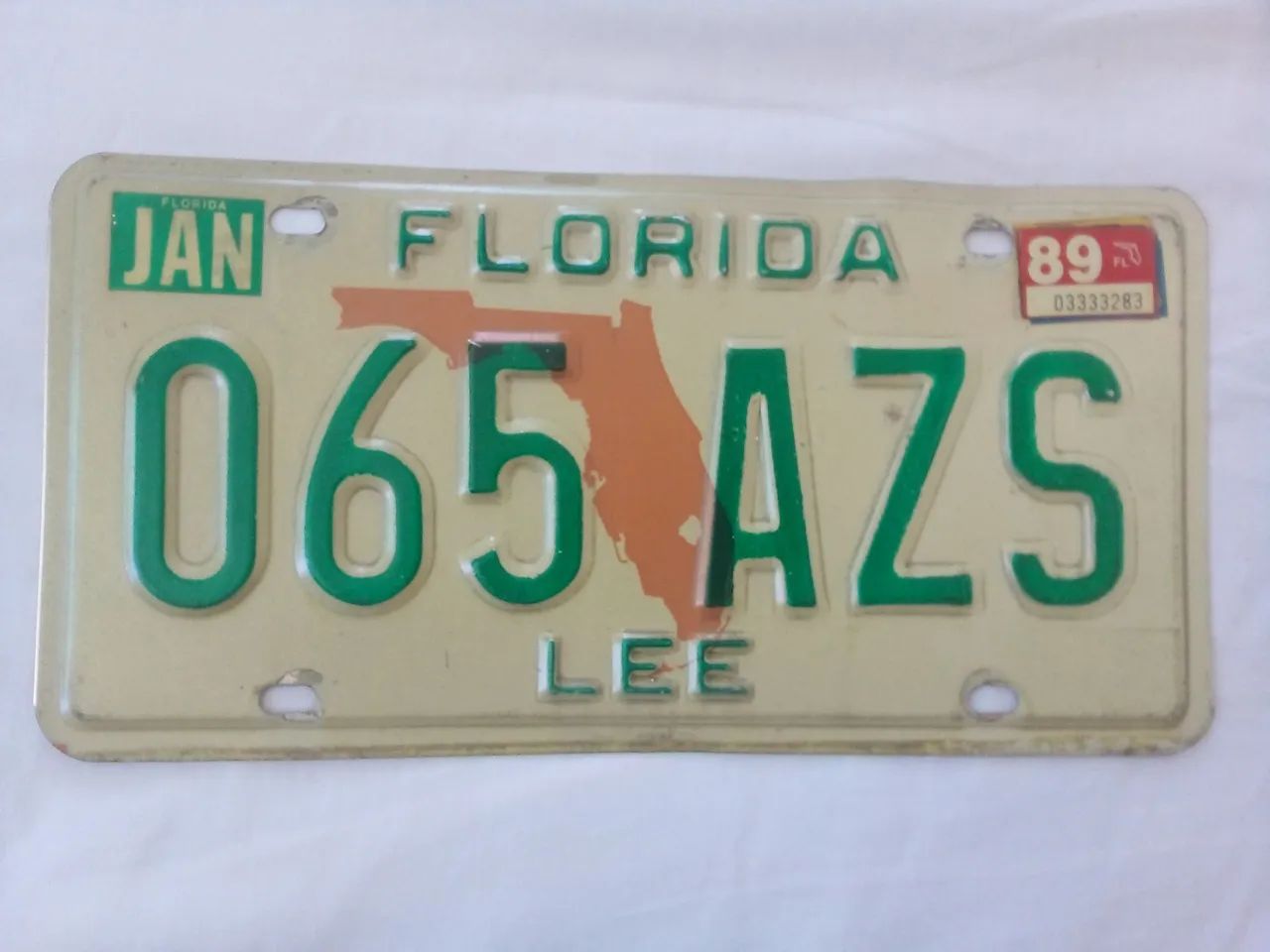 PLACA ANTIGA DE CARRO AMERICANO 