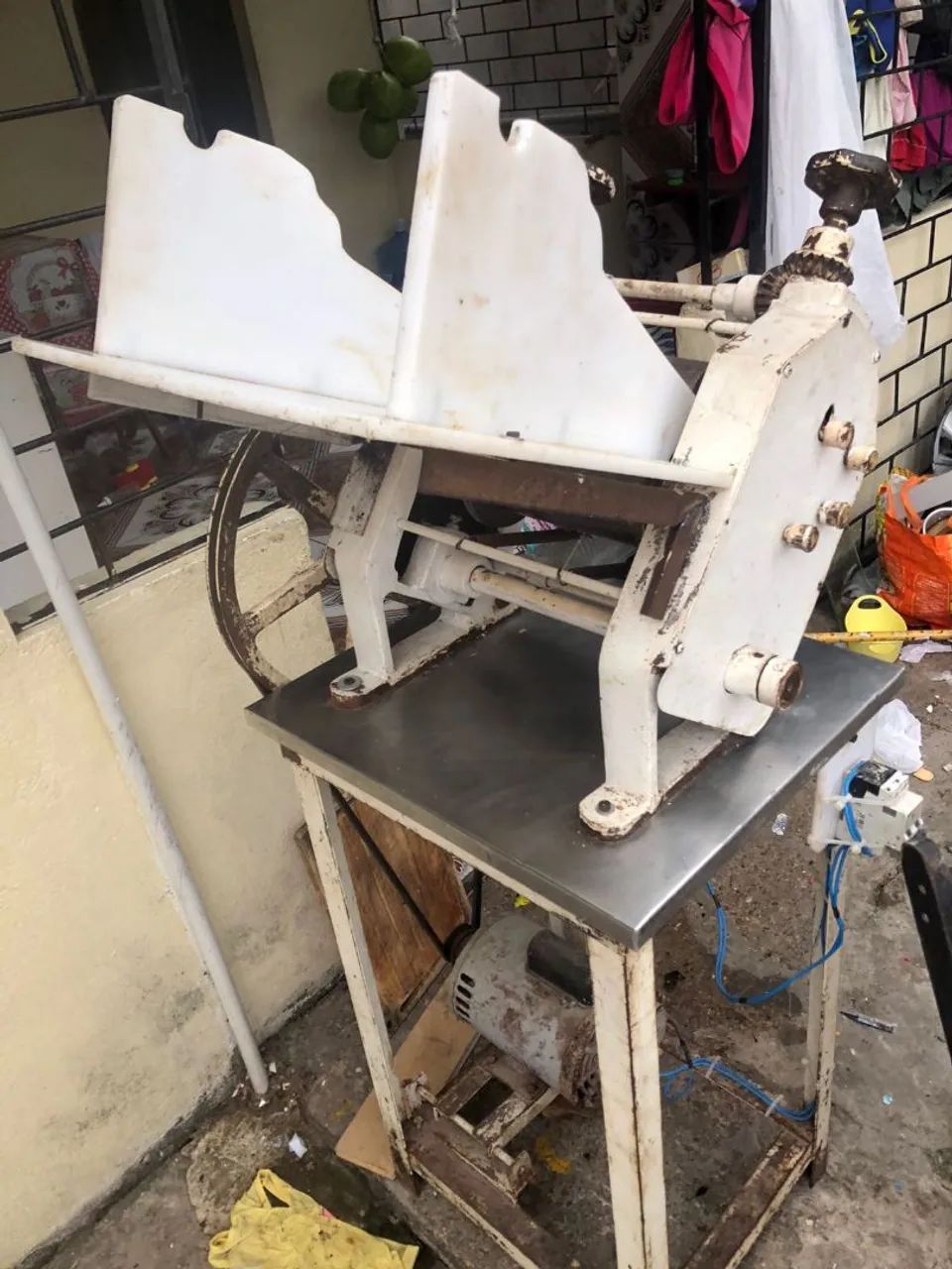 Cilindro leão de pastel  - Foto 6