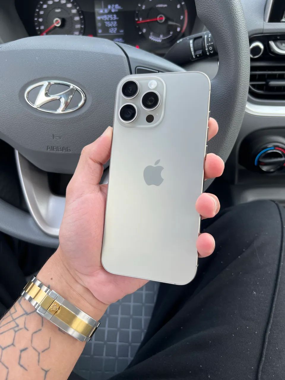 iPhone 16 Pro Max 256 Gb Titanium Natural  - Foto 2