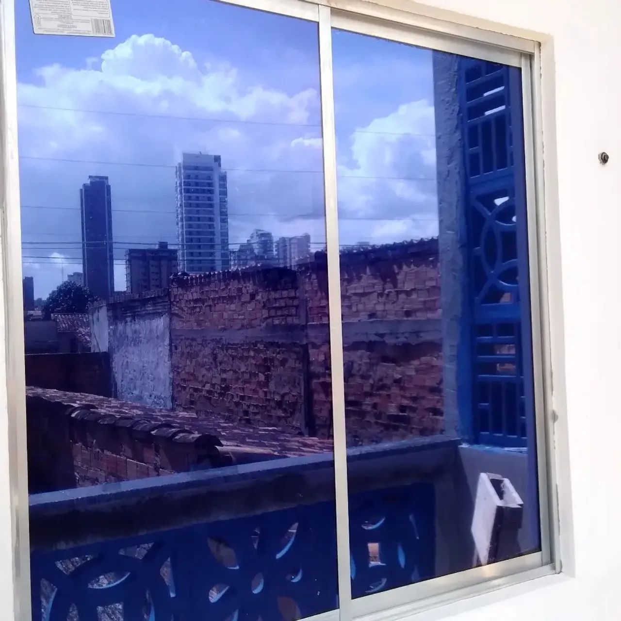 Películas para vidros residenciais e empresariais 