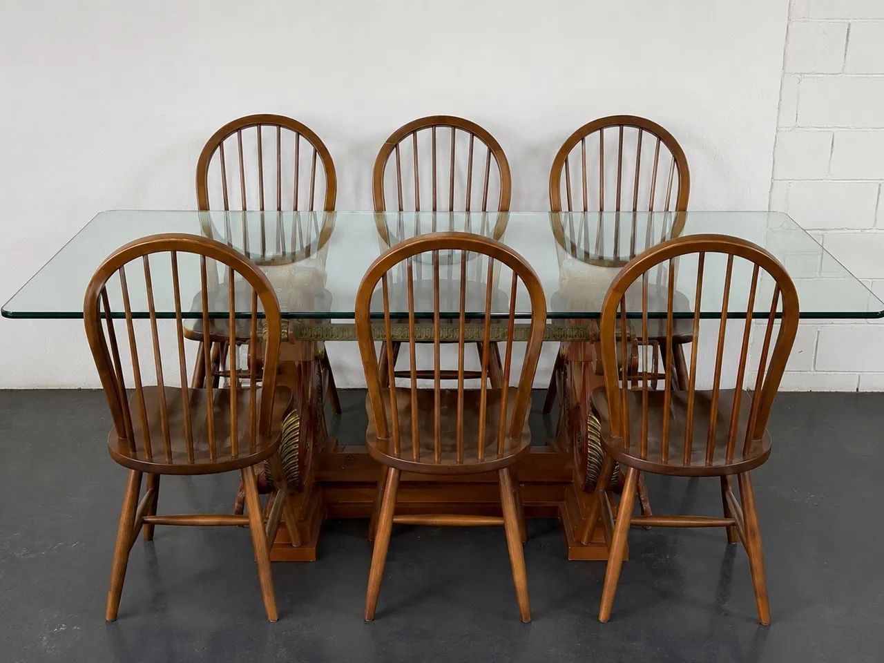 Móveis para sala de jantar e sala de estar