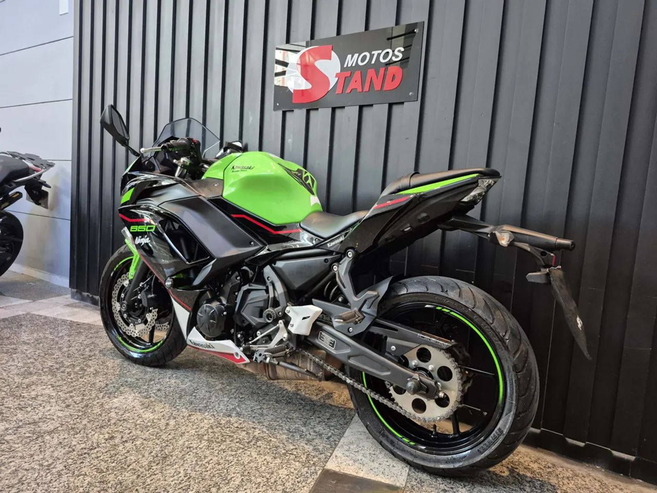Kawasaki Zx-6 600cc 2022 - 1504847572 | OLX