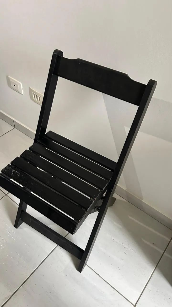 Jogo de mesa com 4 cadeiras - Foto 4