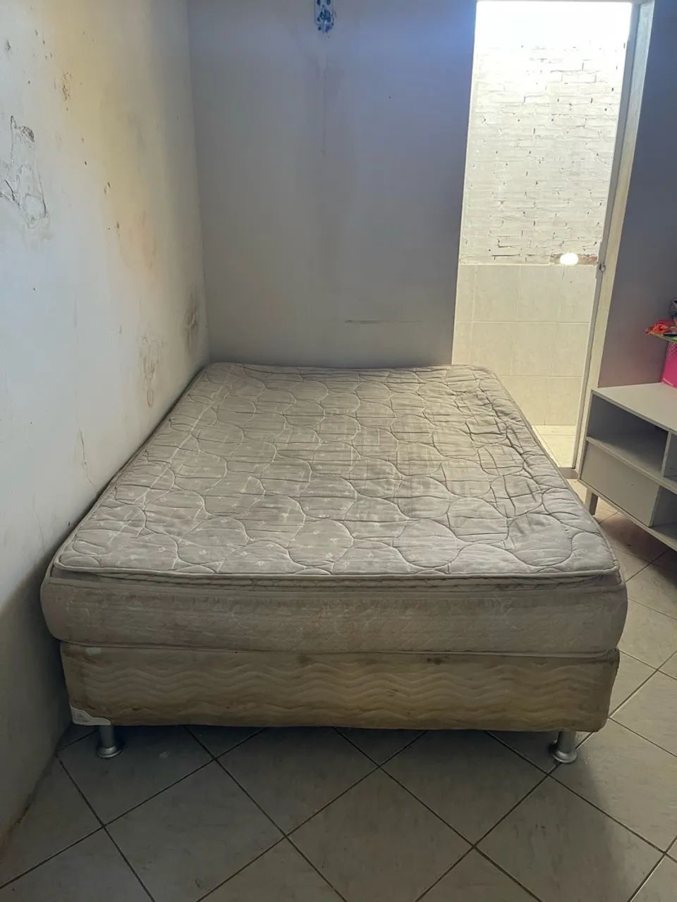 Cama de casal  colchão D-33
