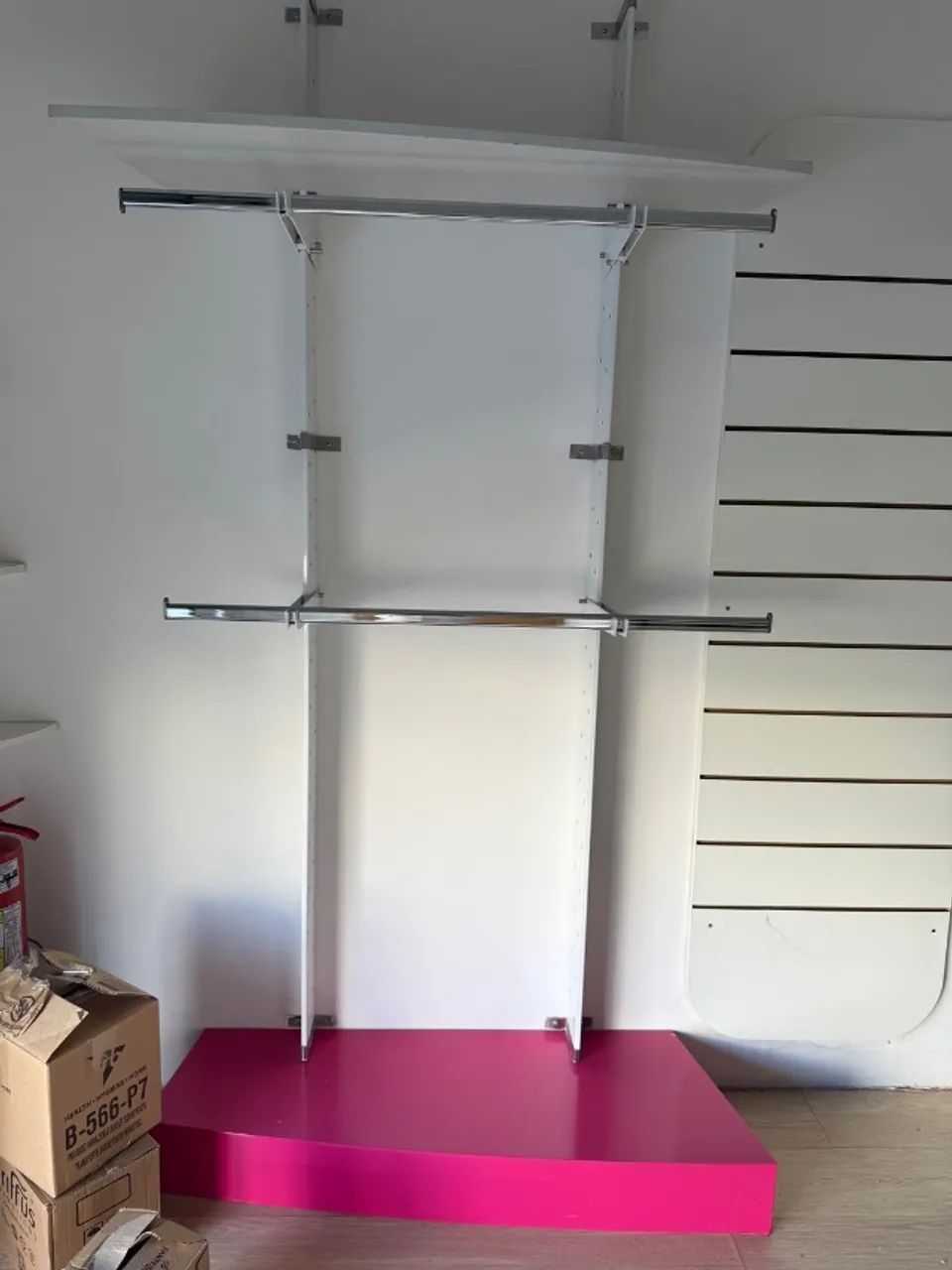 Arara dupla de roupas para loja  - Foto 2