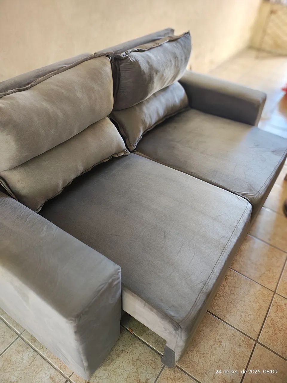 sofá retratil reclinavel - Foto 2