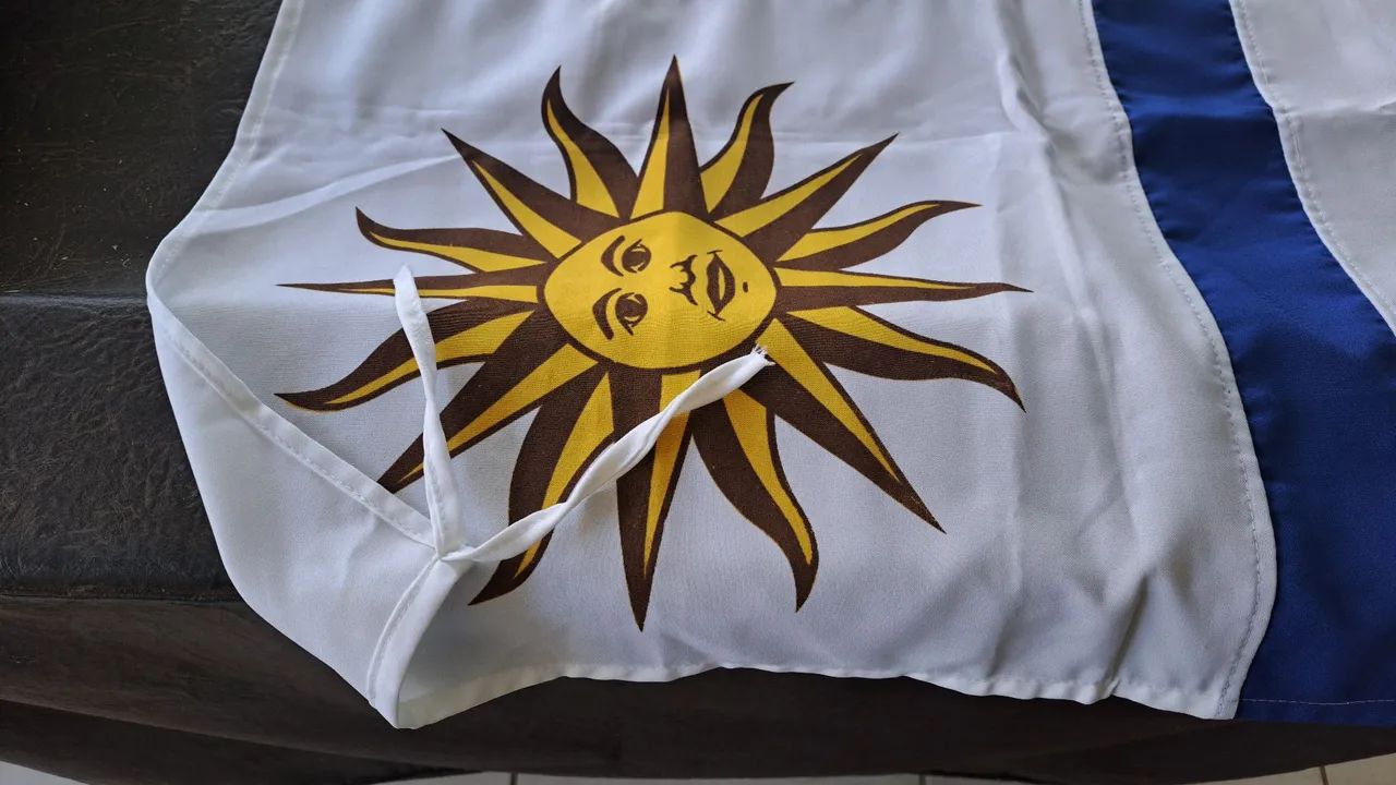 Bandeira do Uruguai  - Foto 2