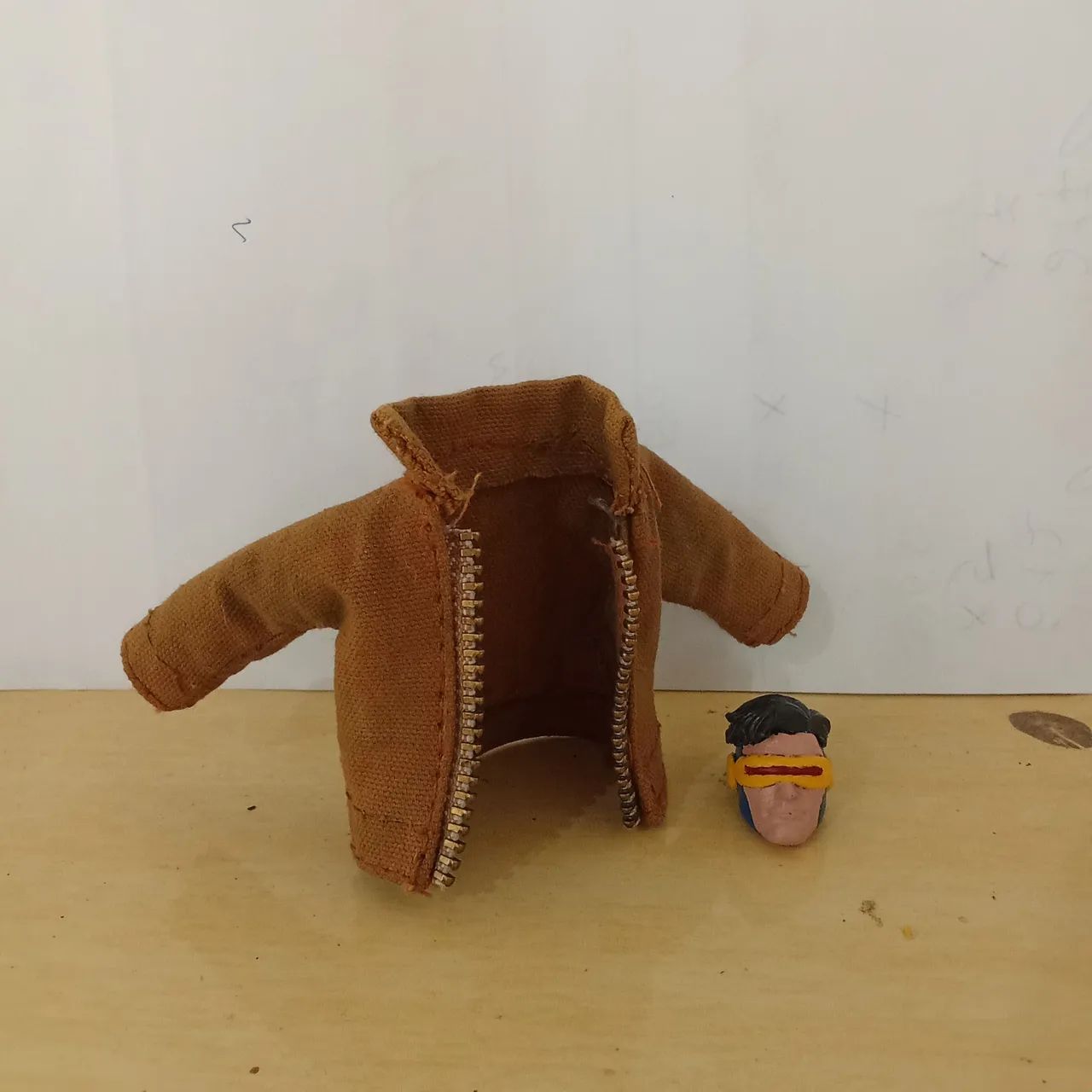Jaqueta e cabeça Head Custom Cyclops Marvel legends. - Foto 5