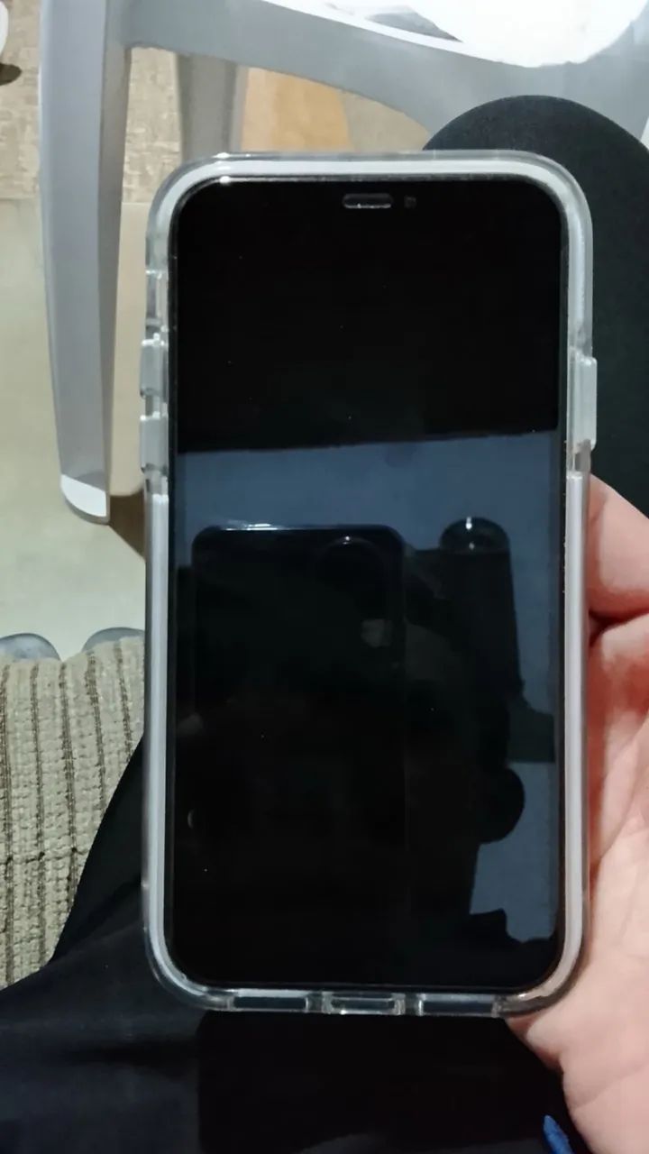 iPhone 11 impecável