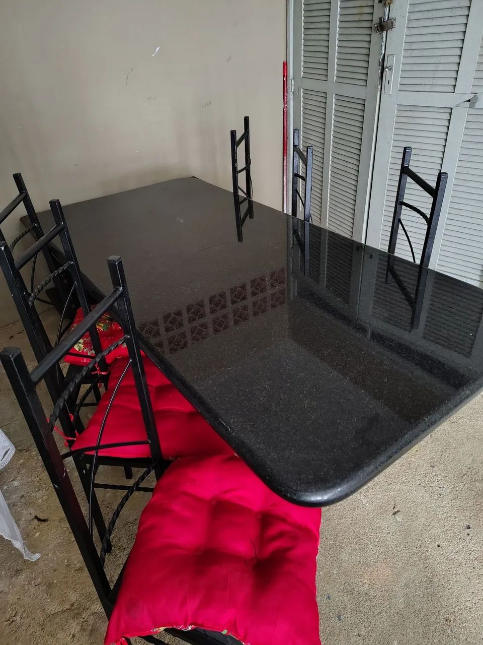 Mesa de ferro com tampo de granito  - Foto 2