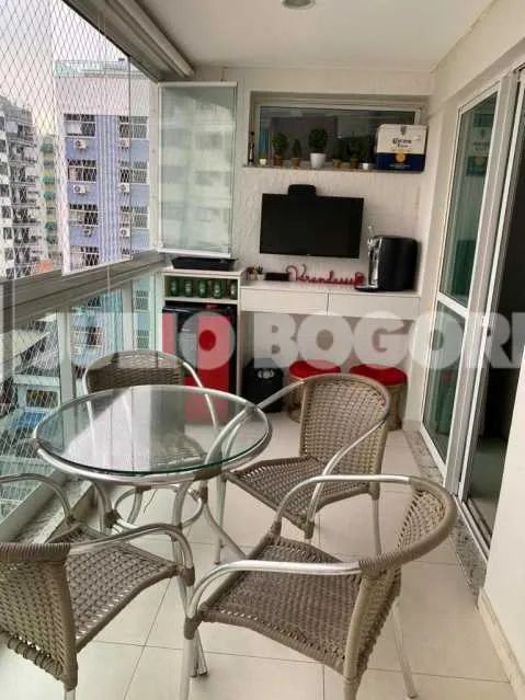 Apartamento : / Residencial / Icaraí
