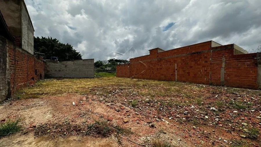 TERRENO COM 176,53M² - MINEIRÃO