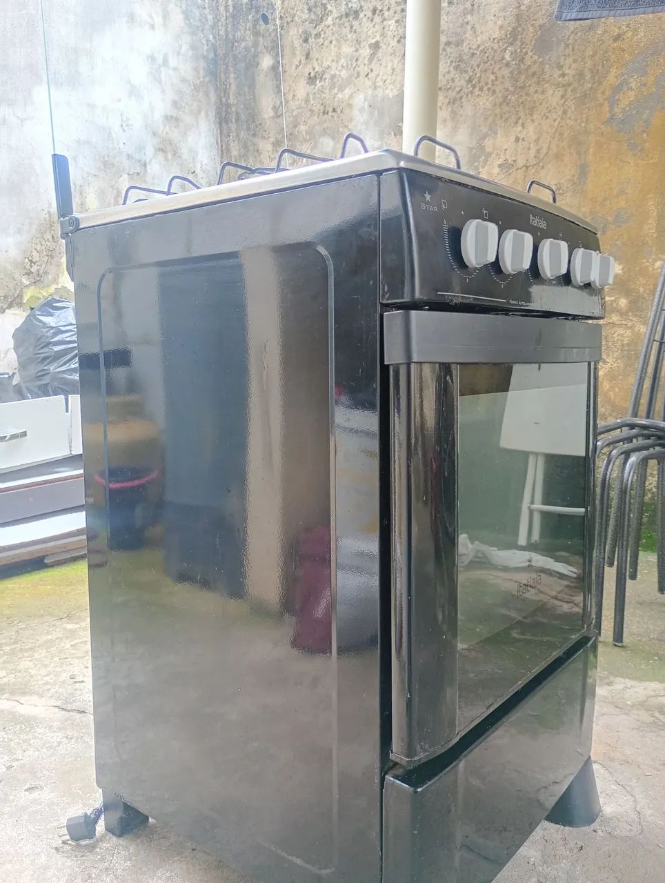 Fogão 4 Bocas Itatiaia Preto Automático Tampa de Vidro e Mesa Inox