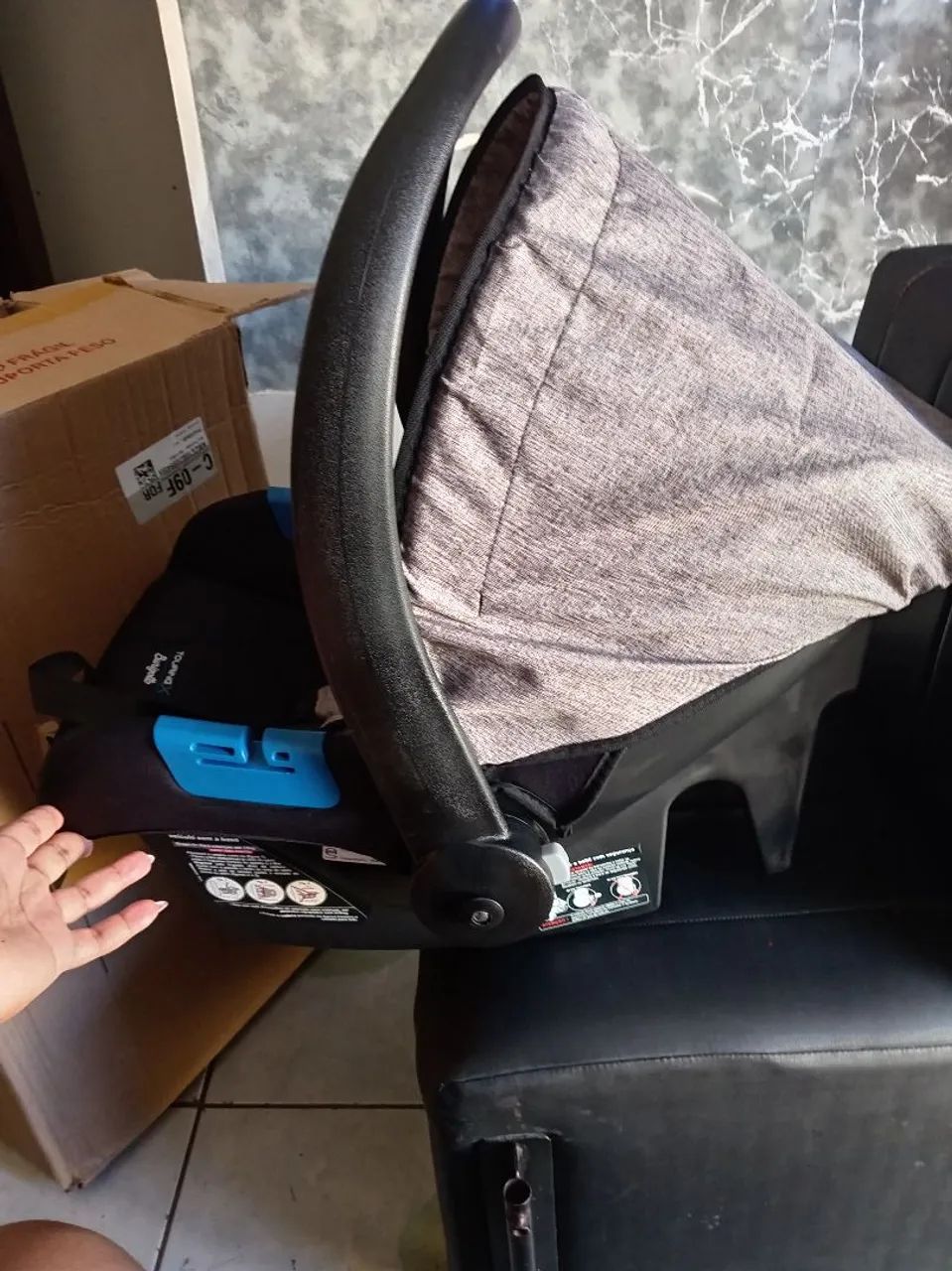 Bebê conforto novo na caixa - Foto 3