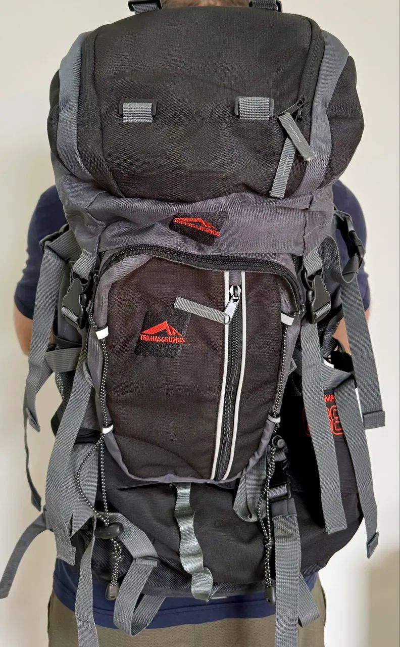 Mochila Trilhas e Rumos Crampon 68L - Foto 3