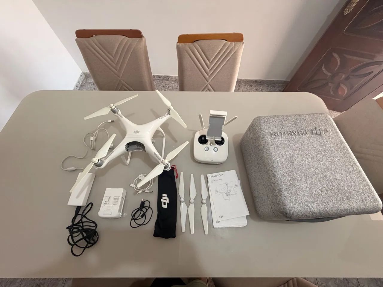 Drone DJI Phantom 4 - Excelente e para voar!