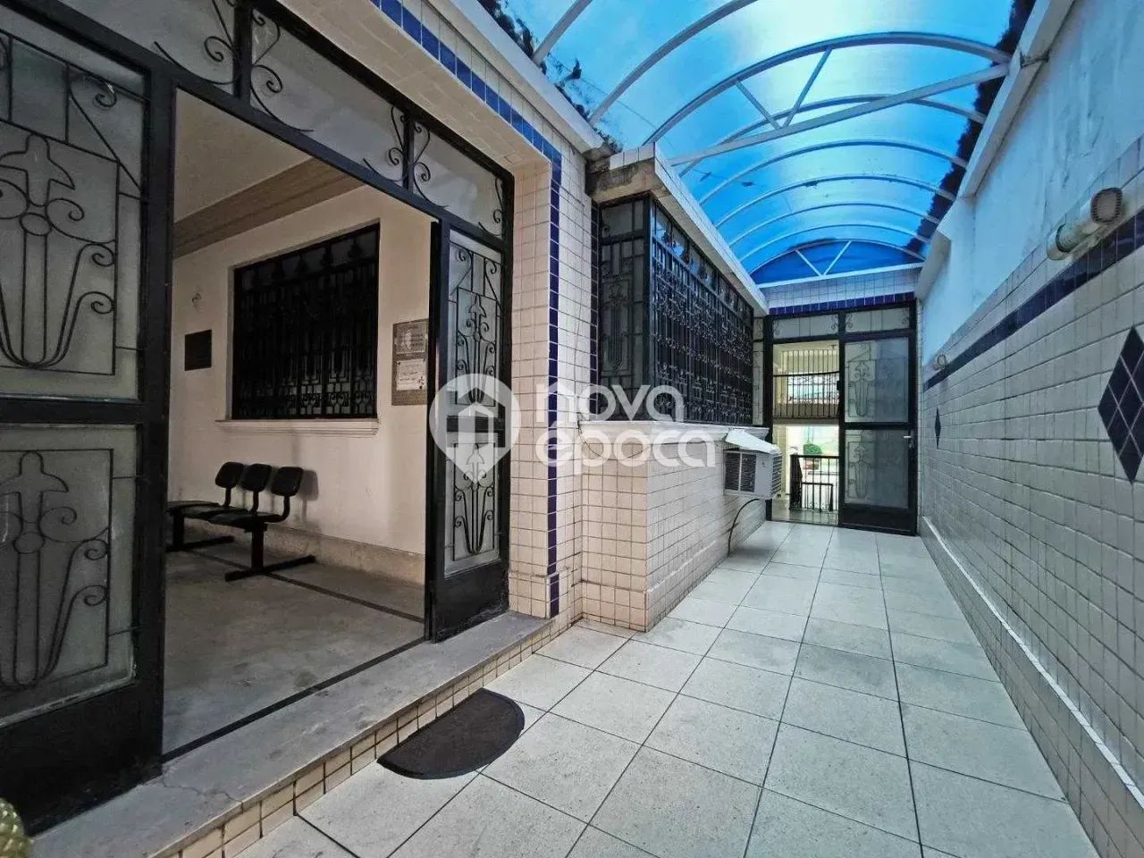 Casa para venda com 8 quartos em Tijuca com 444m²
