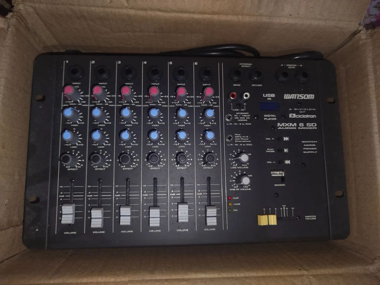 Mesa de Som analógica Wattsom MXM 6 SD - Foto 2