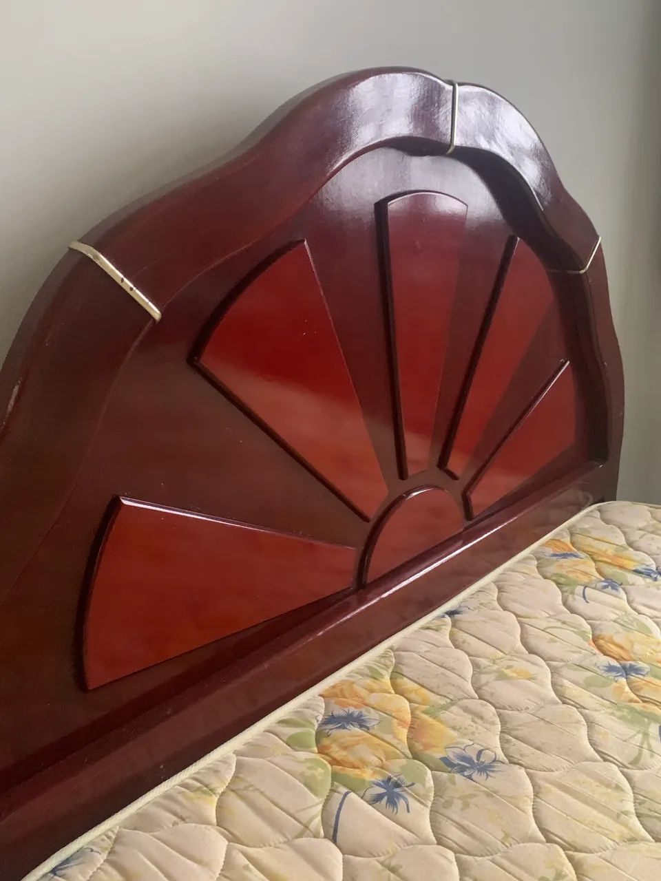 Cama de madeira maciça  - Foto 2