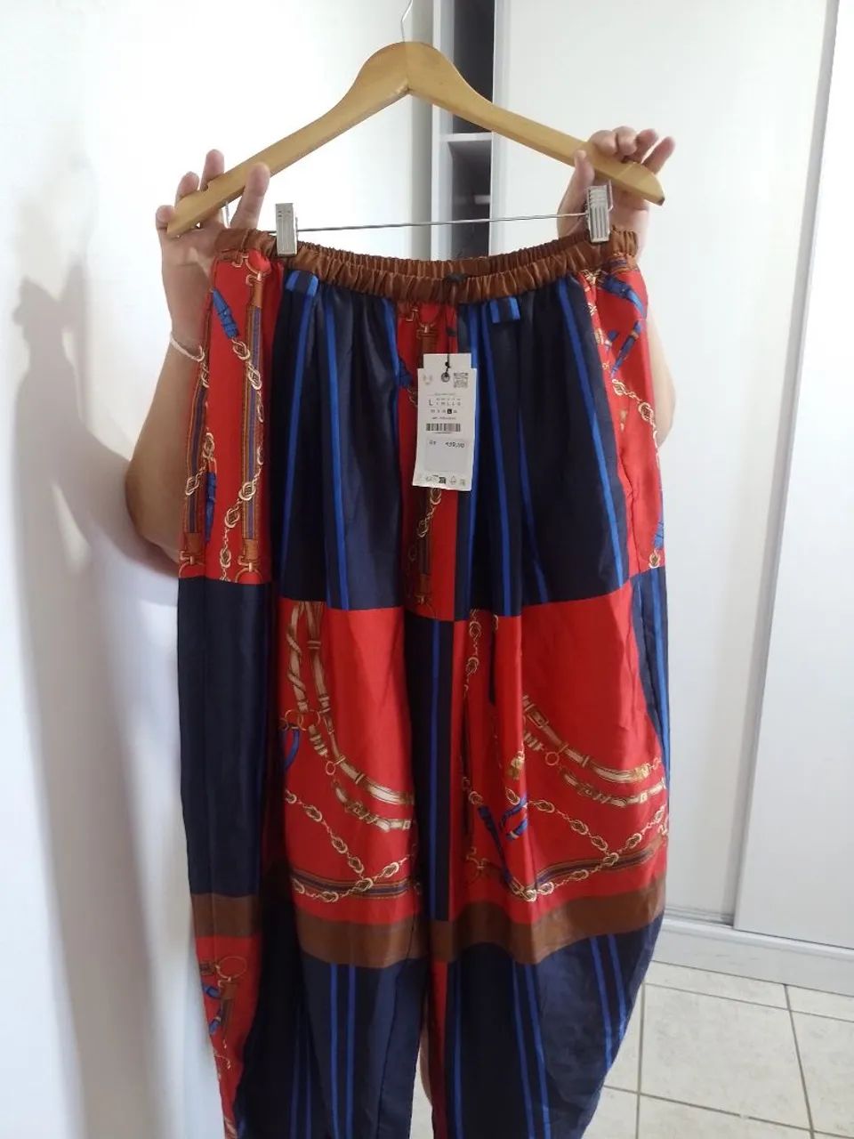 Calça Zara leve Gucci - Foto 4
