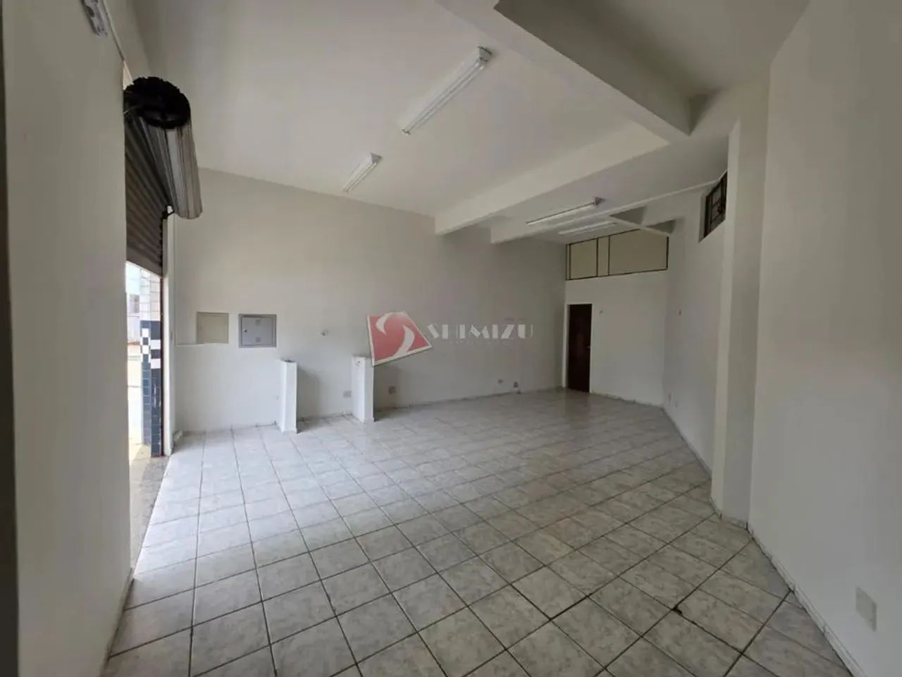 Sala para alugar em Maringá, Zona 08, com 30 m² - Foto 3