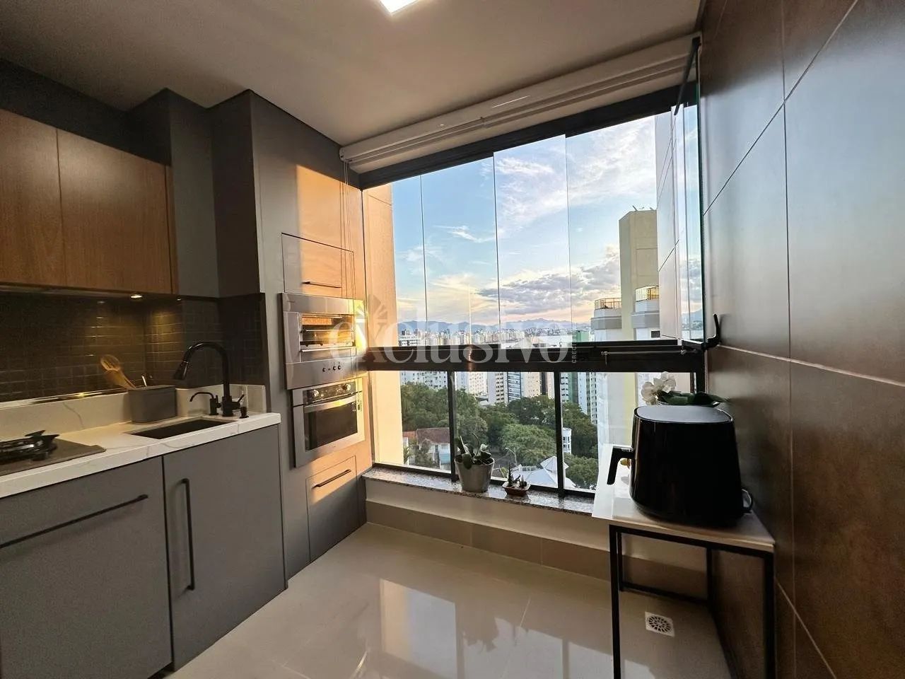 Apartamento 2 dormitórios com área de lazer - Foto 2