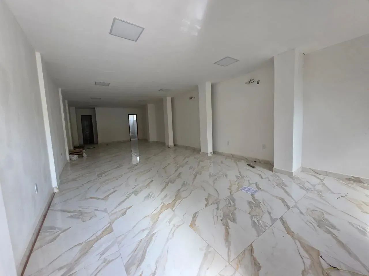 CASA COMERCIAL NO VIERALVES ALUGUEL - 10MIL - Foto 4