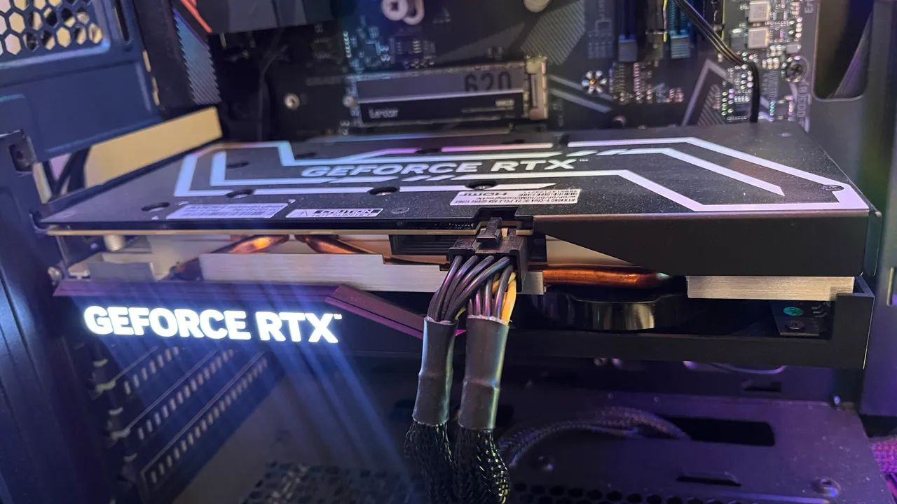 RTX 4060 8gb GALAX - Foto 2