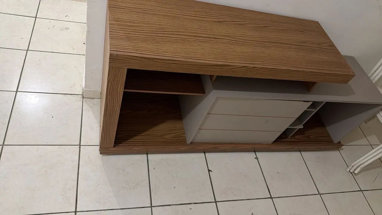 Rack semi novo para sala 