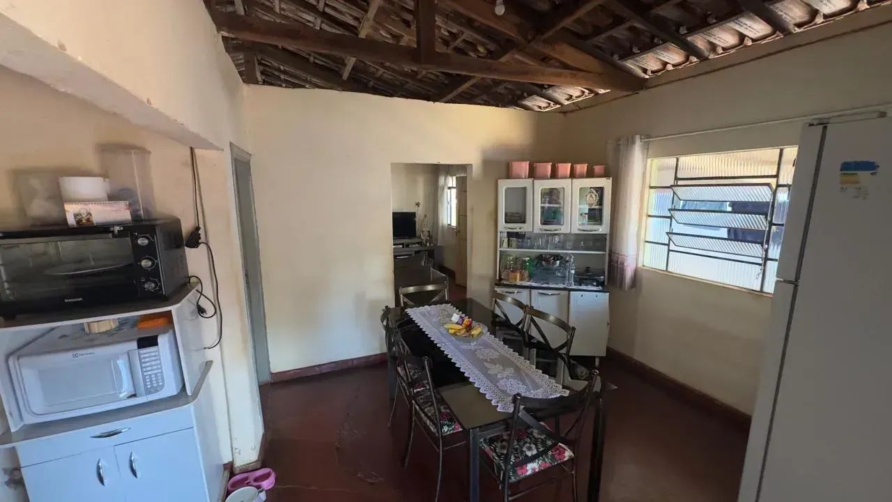 Vendo ou troco casa com 3 quartos em Nerópolis Urgente - Foto 5