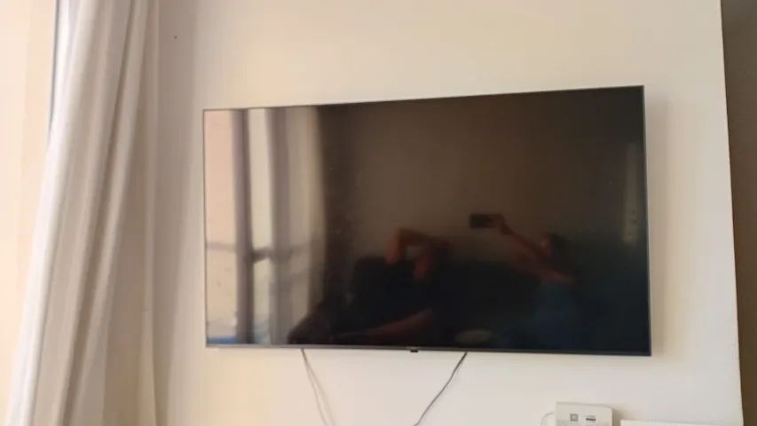 TV LG 65 polegadas tela quebrada