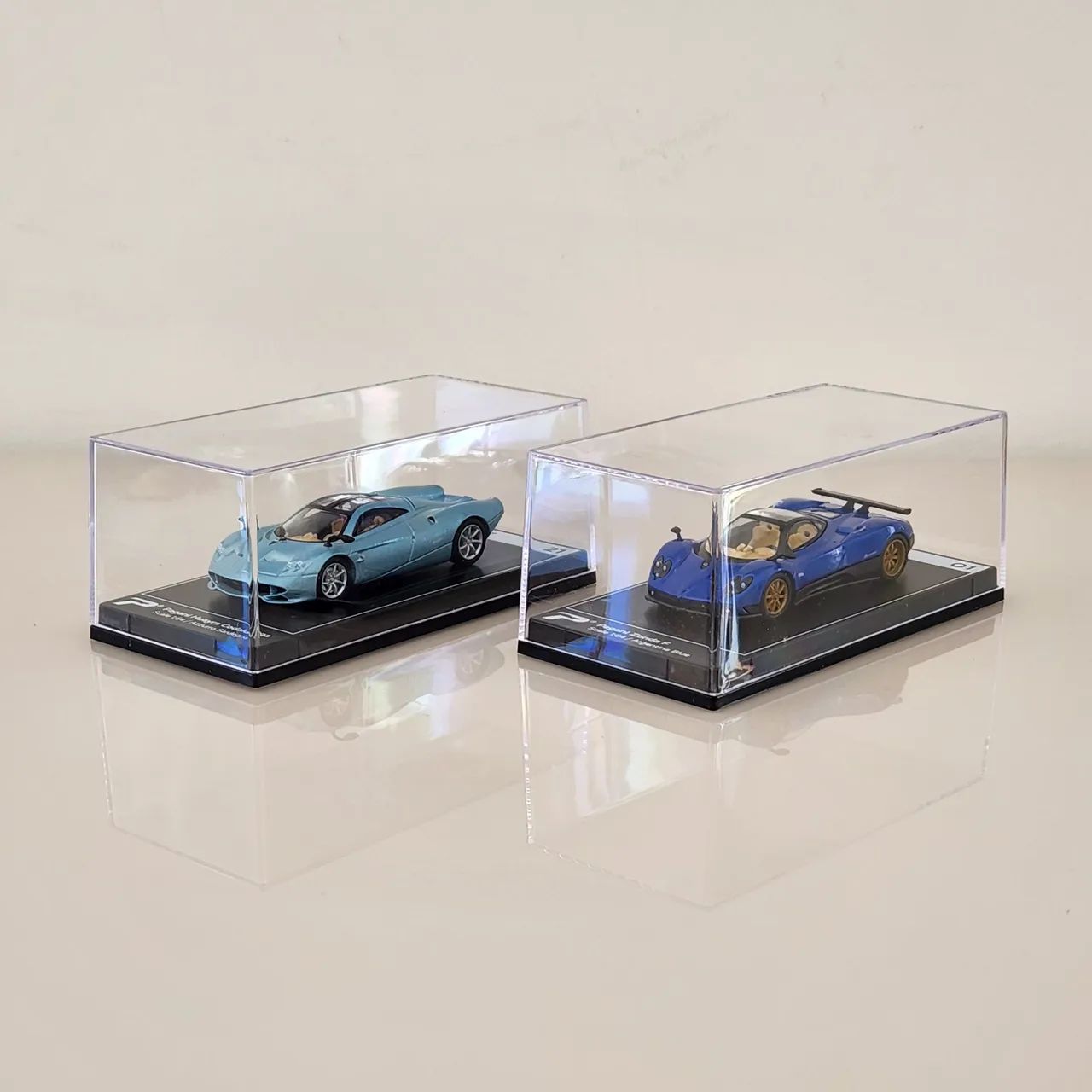 Postercars Pagani Zonda F e Huayra Codalunga - 1:64 - Foto 3