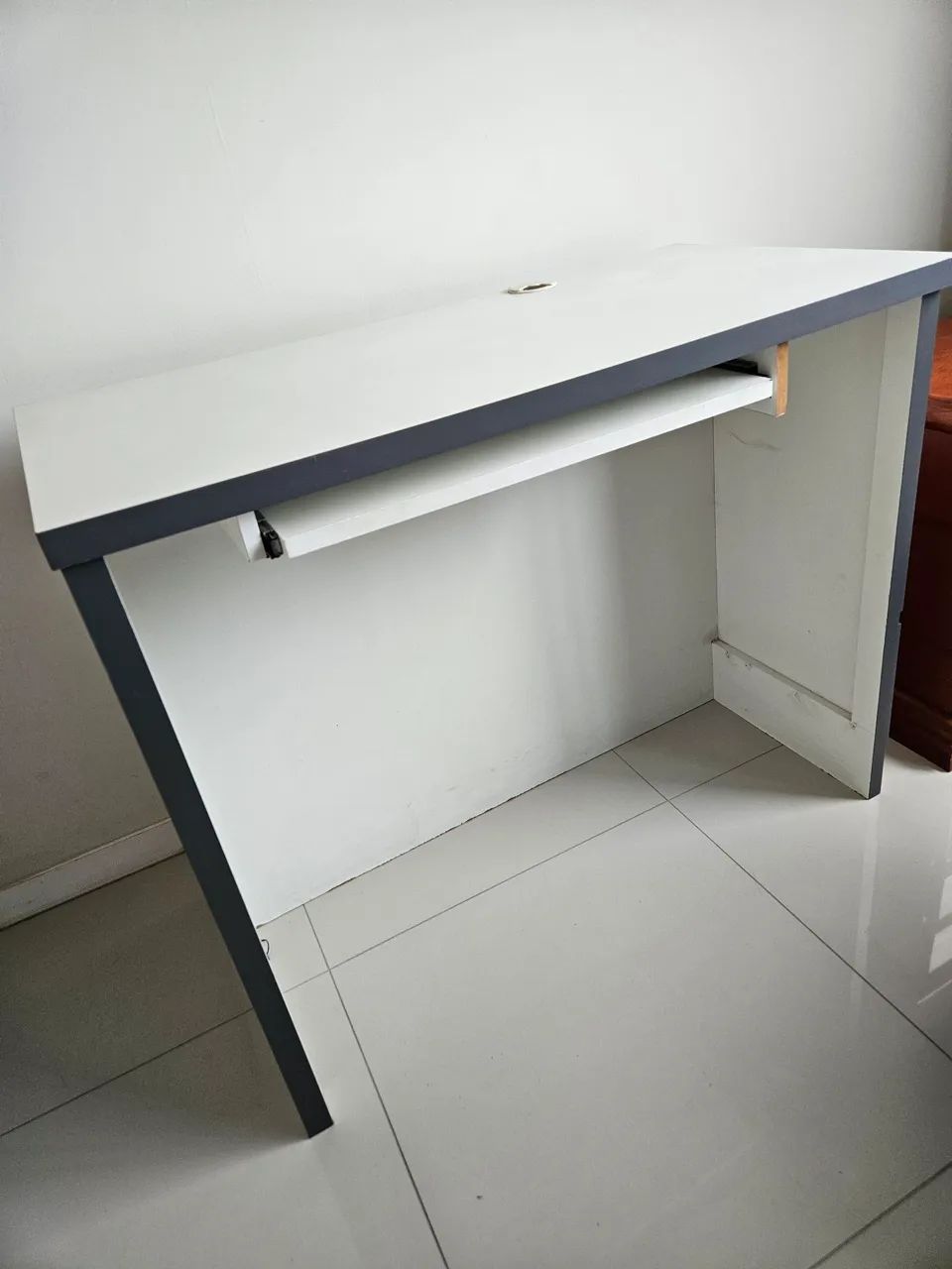 Mesa computador, fuinha mas funcional - Foto 3