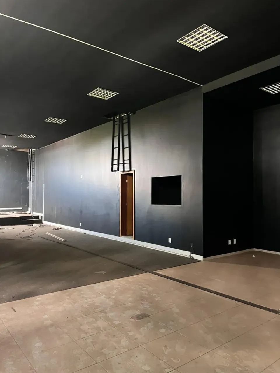 Prédio Comercial - 1.850 m² - Plano Diretor Sul - Centro - Foto 2