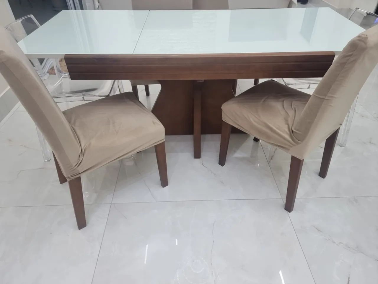 Mesa de jantar 6 lugares 1,86x80 com extensor aberto  - Foto 2