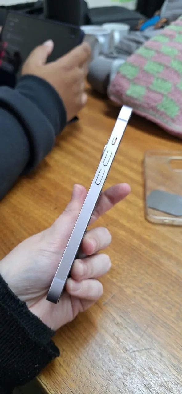 iPhone 14 - Foto 3