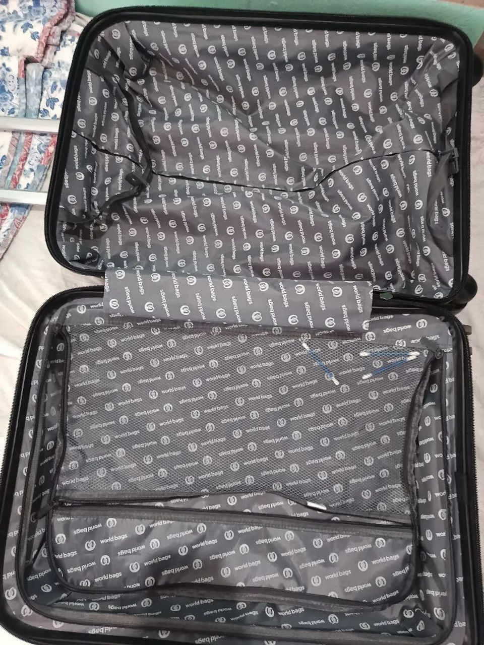 Vendo mala de viagem linda e topp...  - Foto 2
