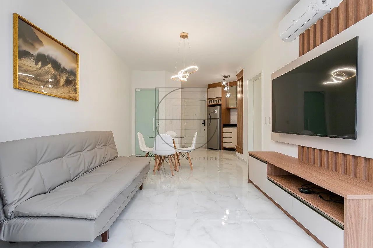 Apartamento de 1 dormitório a 200m da praia