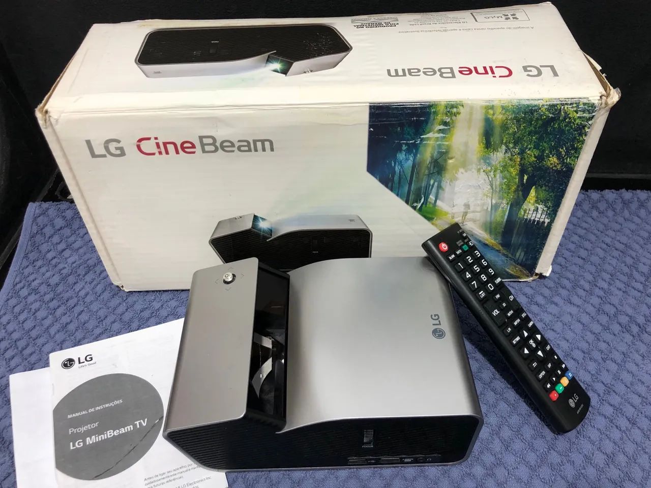 Projetor LG Cine beam com Tv digital  - Foto 2