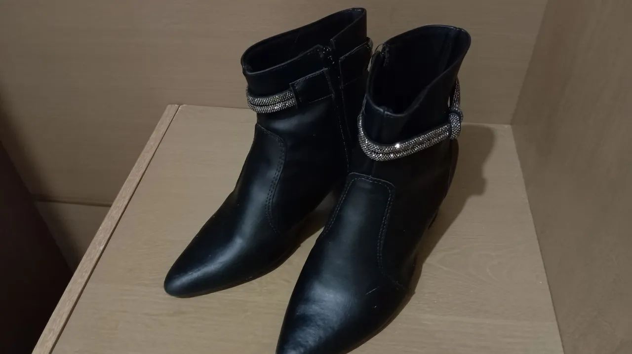 Bota - Foto 2
