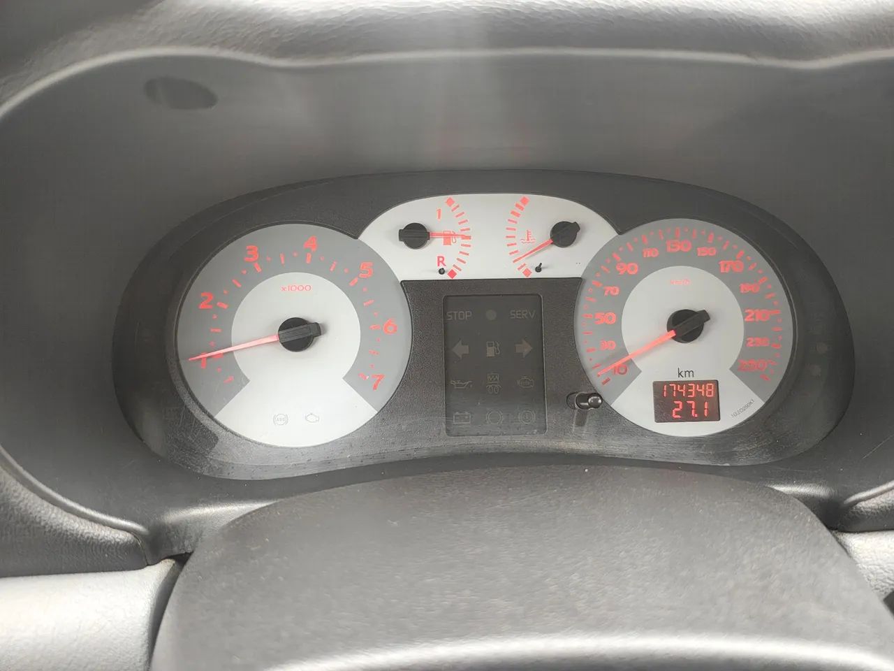 Renault Clio Campus Hi-flex 1.0 16V 5P 2011 - Foto 5