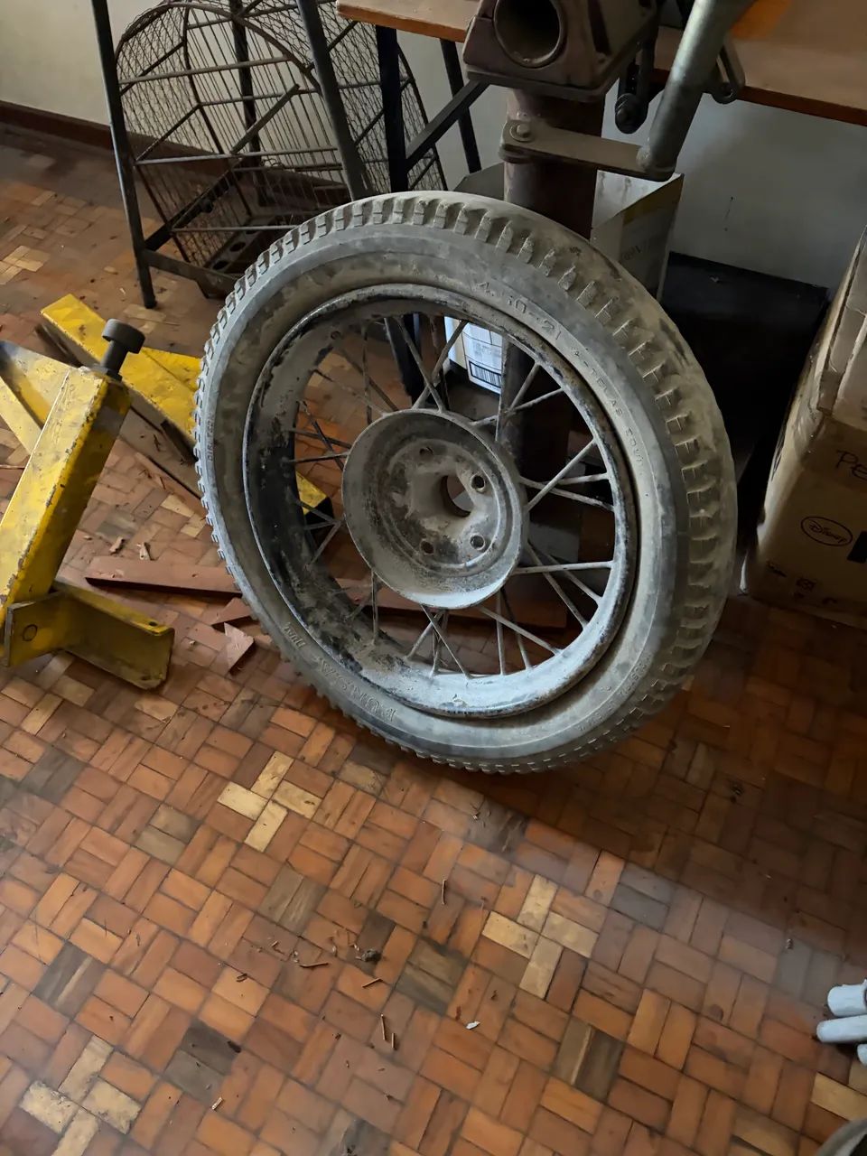 Roda do Ford 1928